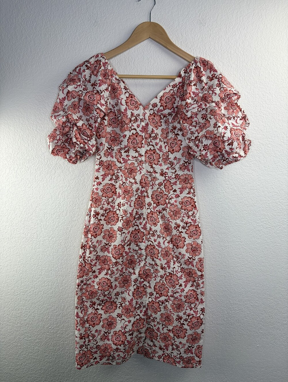 Urban Revivo puff sleeve midi dress in pink floral print 2
